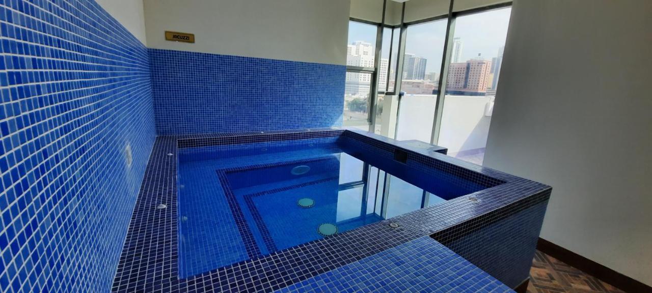 Aparthotel Sirius Tower Al Manamah Esterno foto