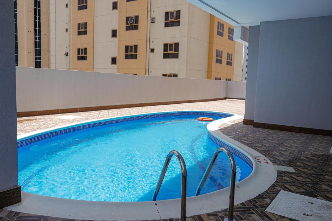 Aparthotel Sirius Tower Al Manamah Esterno foto