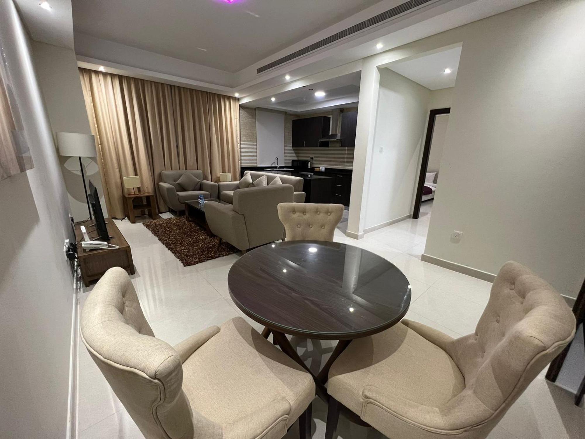 Aparthotel Sirius Tower Al Manamah Esterno foto