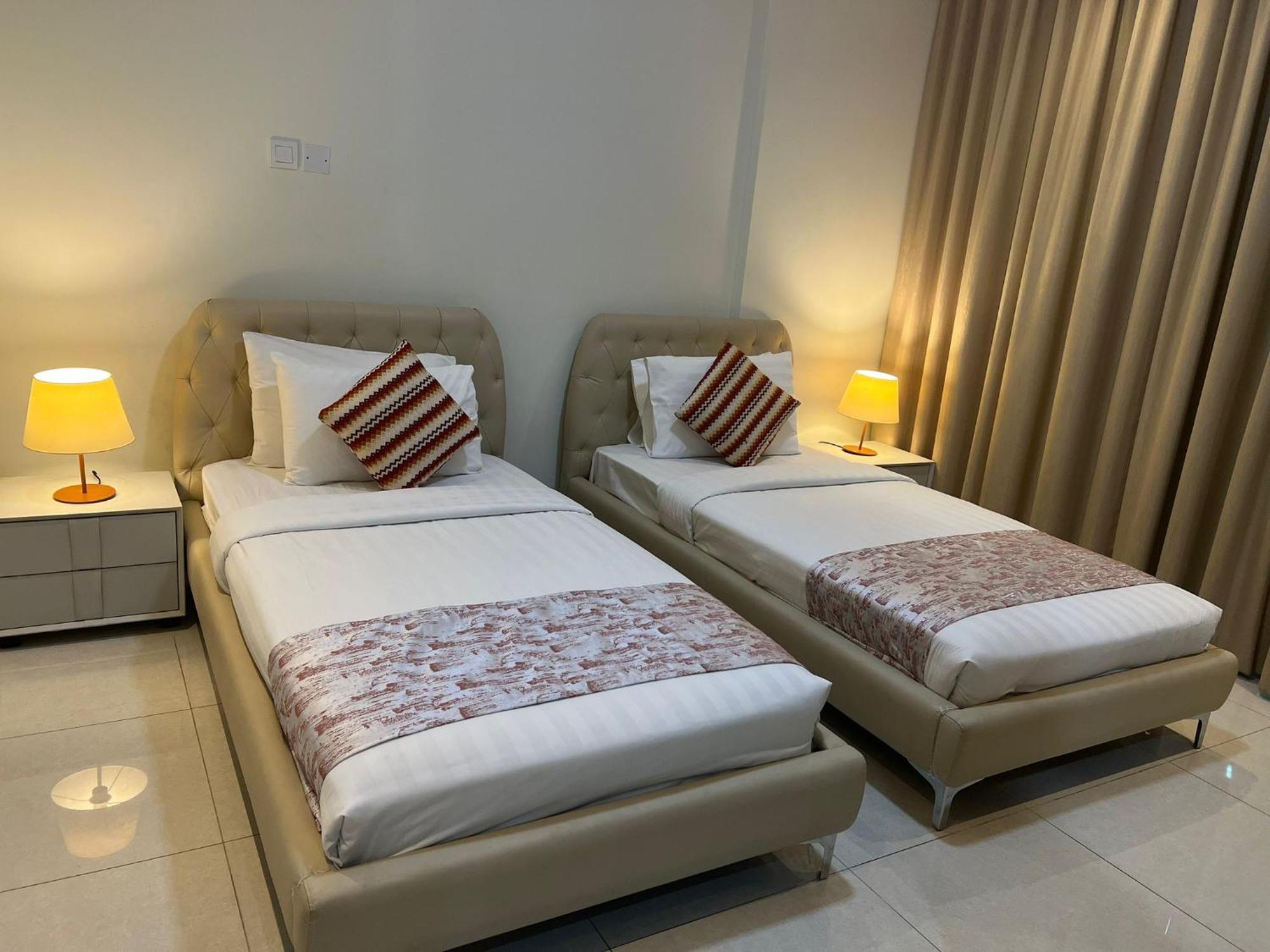 Aparthotel Sirius Tower Al Manamah Esterno foto