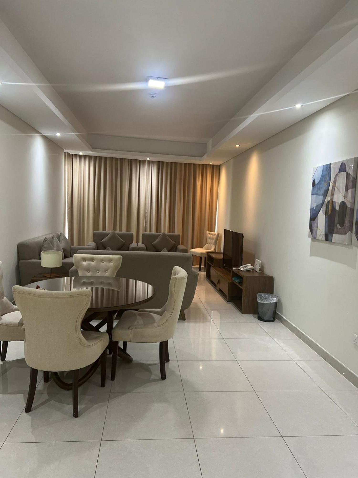 Aparthotel Sirius Tower Al Manamah Esterno foto